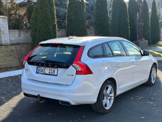 Volvo V60 foto 4