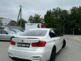 BMW 3 Series foto 4