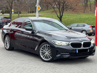 BMW 5 Series foto 3