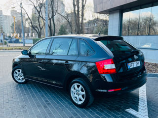 Skoda Rapid foto 2