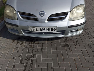 Nissan Almera Tino foto 7