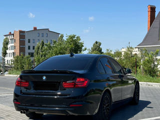 BMW 3 Series foto 6