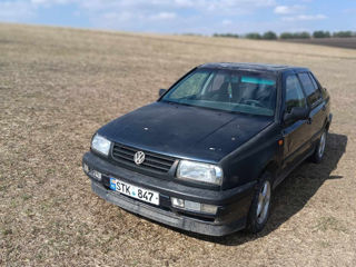 Volkswagen Vento foto 6