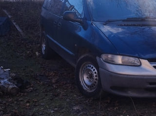 Chrysler Grand Voyager foto 2