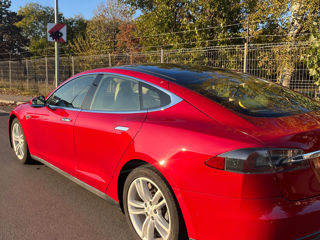 Tesla Model S foto 4