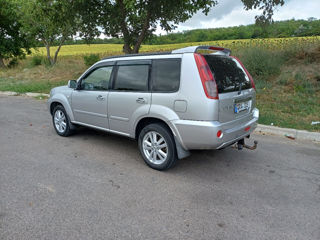 Nissan X-Trail foto 1