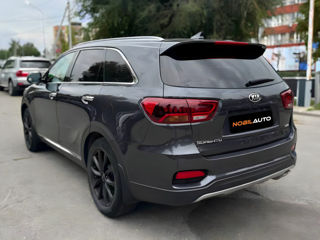 KIA Sorento foto 6