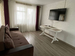 Apartament cu 3 camere, 64 m², Periferie, Edineț