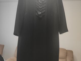 Rochie,Imbrăcată o singură dată.Mărimea-M.Preț-500 lei