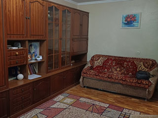 Apartament cu 2 camere, 55 m², Botanica, Chișinău foto 8
