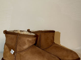 Shearling boots