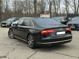 Audi A8 foto 6