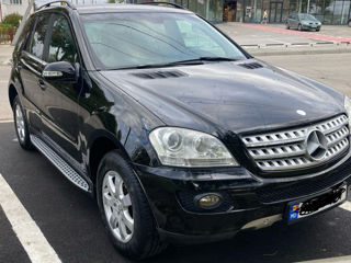 Mercedes M-Class foto 10