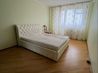 Apartament cu 2 camere, 67 m², Botanica, Chișinău foto 4