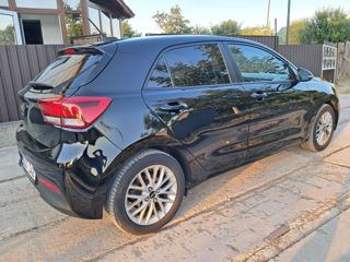 KIA Rio foto 10