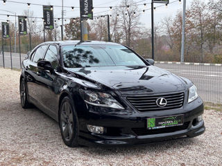 Lexus LS Series