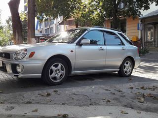 Subaru Impreza foto 1