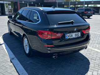 BMW 5 Series foto 3