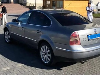 Volkswagen Passat foto 2