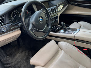 BMW 7 Series foto 4