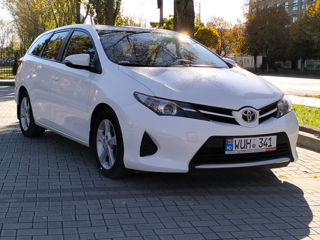 Toyota Auris foto 2