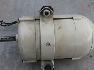 Motor  Electric 380si 220 V...