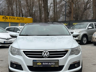 Volkswagen Passat CC foto 2