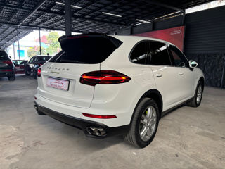 Porsche Cayenne foto 6