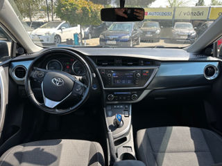 Toyota Auris foto 9