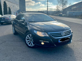 Volkswagen Passat CC foto 2