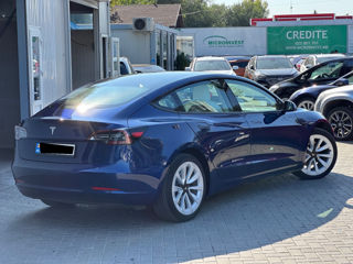 Tesla Model 3 foto 5