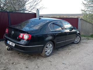 Volkswagen Passat foto 3