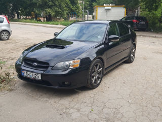 Subaru Legacy foto 3