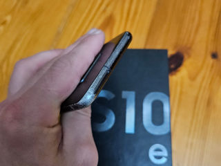 Samsung Galaxy s10e  6/128  2sim foto 6