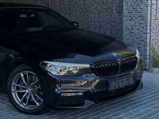 BMW 5 Series foto 9