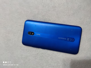 Redmi 8 A32 GB. 750lei