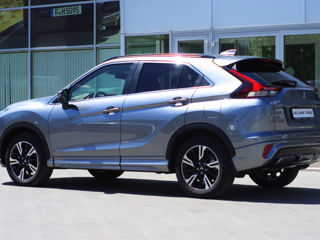 Mitsubishi Eclipse Cross foto 2