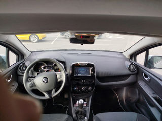 Renault Clio foto 9