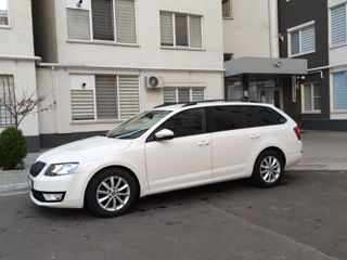 Skoda Octavia foto 2