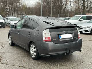 Toyota Prius foto 3