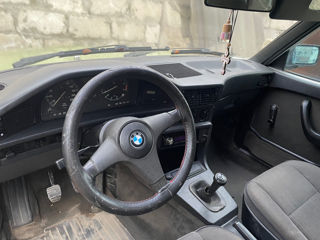 BMW e28 foto 1