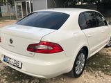 Skoda Superb foto 2