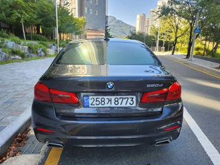 BMW 5 Series foto 4