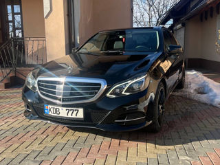 Mercedes E-Class foto 1