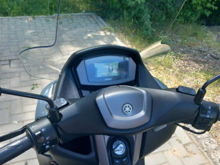 Yamaha N MAX foto 2