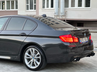 BMW 5 Series foto 5