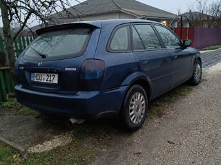 Mazda 323 foto 3