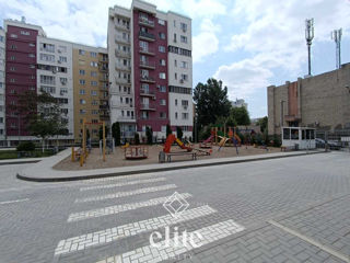 Apartament cu 2 camere, 70 m², Centru, Chișinău foto 13