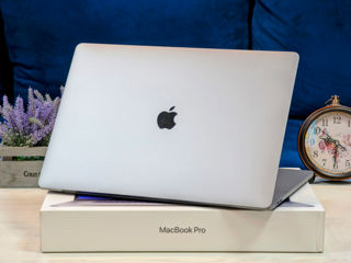 MacBook Pro 16 Retina 2019 (Core i7 9750H/16Gb DDR4/512Gb SSD/4Gb Radeon Pro 5300M/16") foto 6