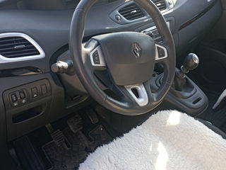 Renault Scenic foto 2